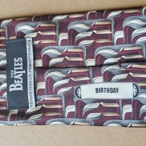 Beatles Birthday silk tie Apple Corp Llc. Maroon & Gray one size